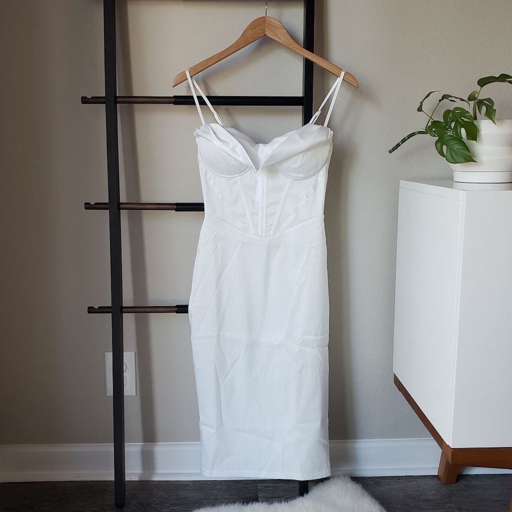 Glossy White Satin Draped Neck Corset Dress - Picture 3 of 10